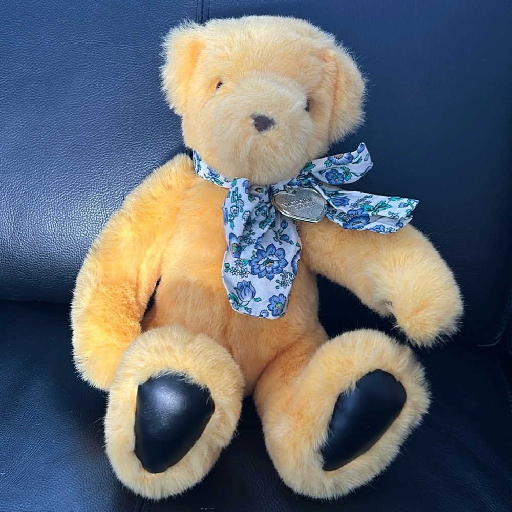 1992 Victoria Secret Gund Teddy Bear